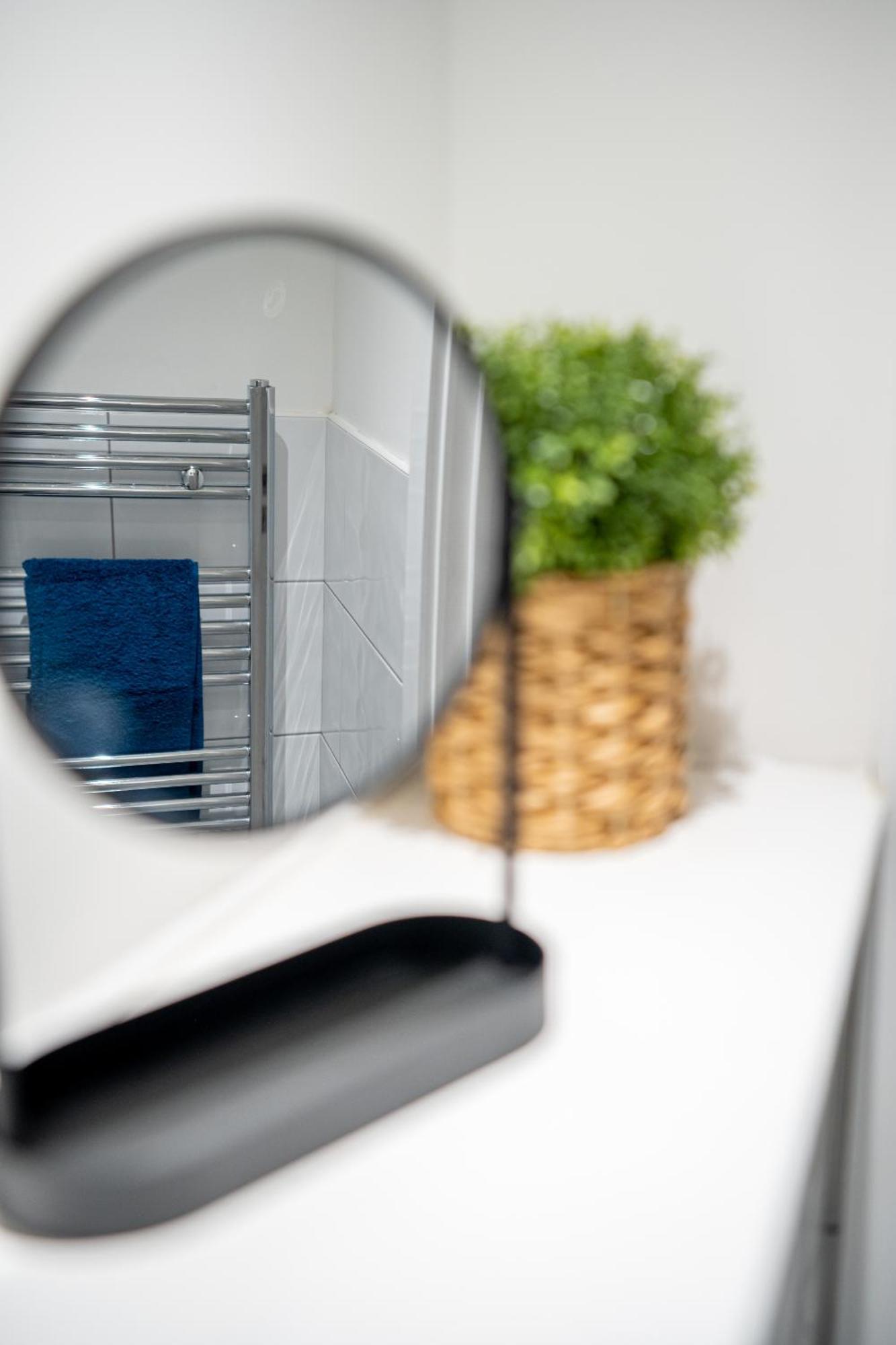 Apartamento Basement Bliss Hideaway Bradford  Exterior foto